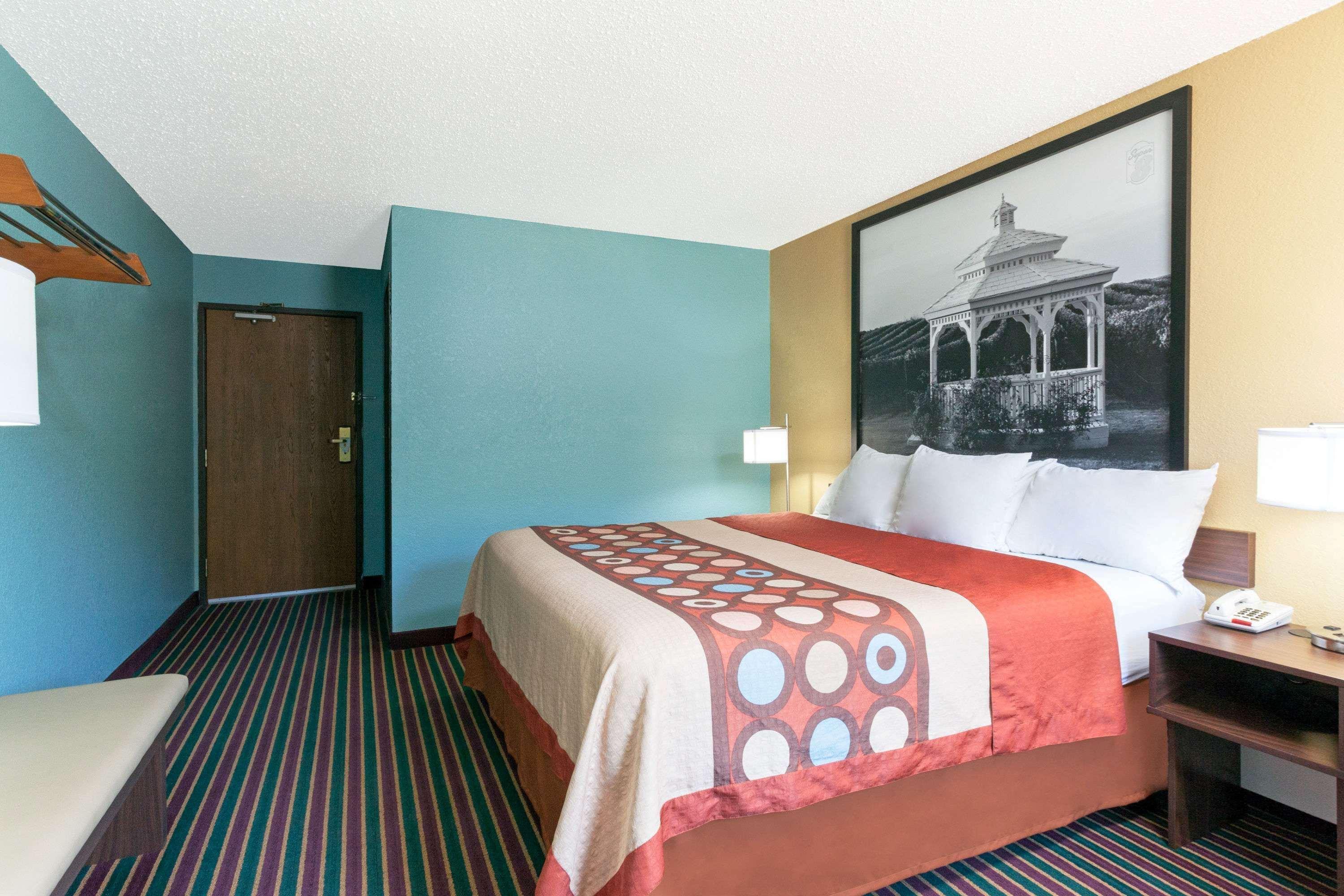 Мотель Super 8 By Wyndham Bath Hammondsport Area Екстер'єр фото