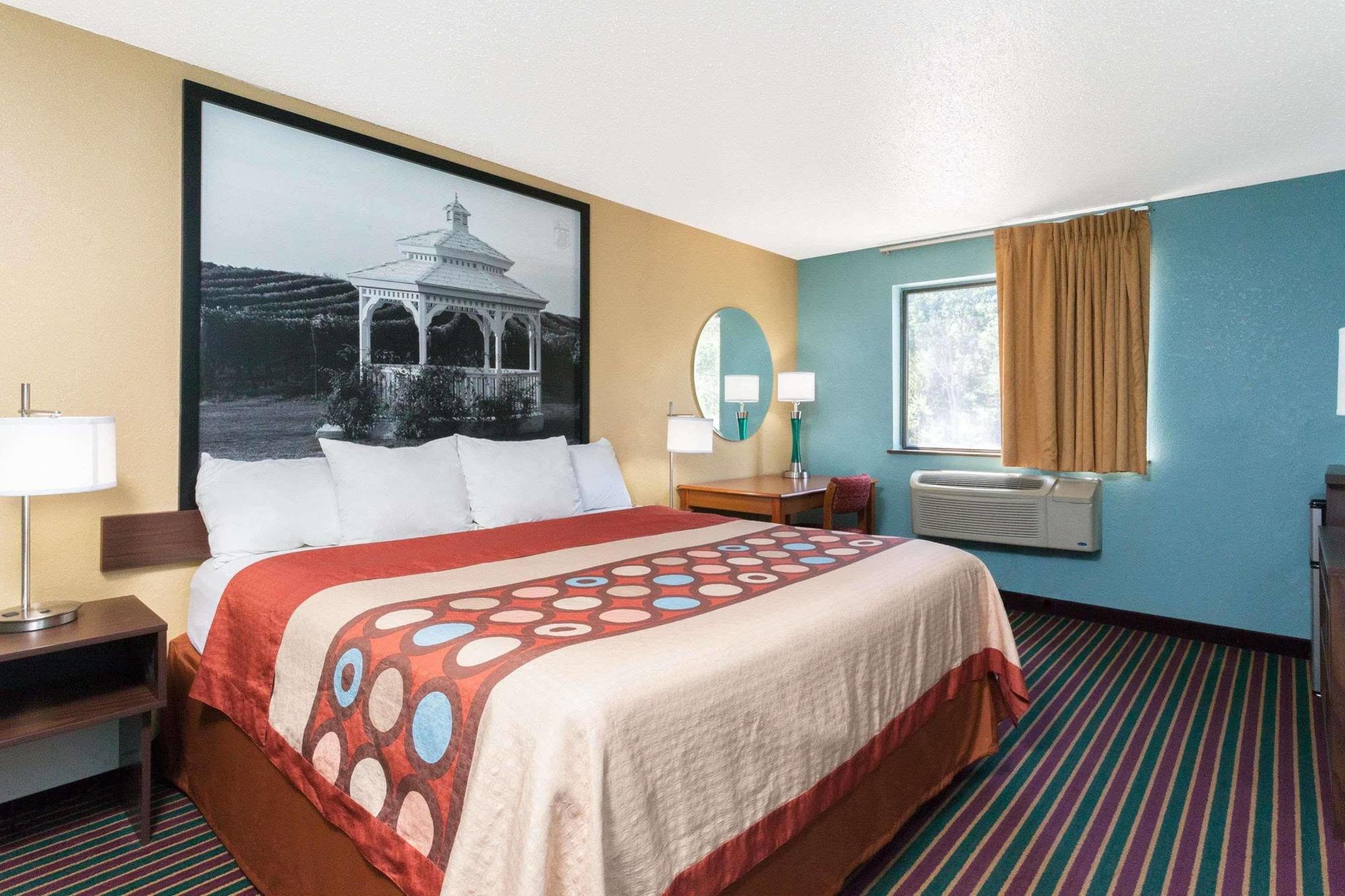 Мотель Super 8 By Wyndham Bath Hammondsport Area Екстер'єр фото